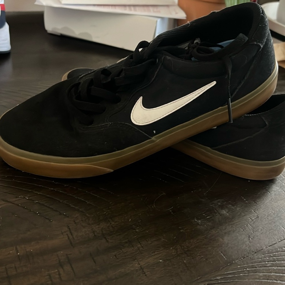 Black Nike SB. Normal wear and tear. No box